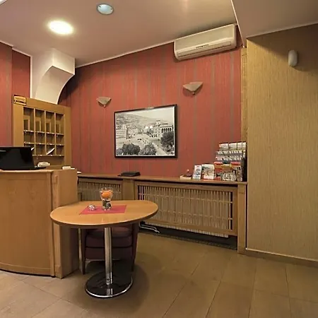 Skopje Hotell 3*